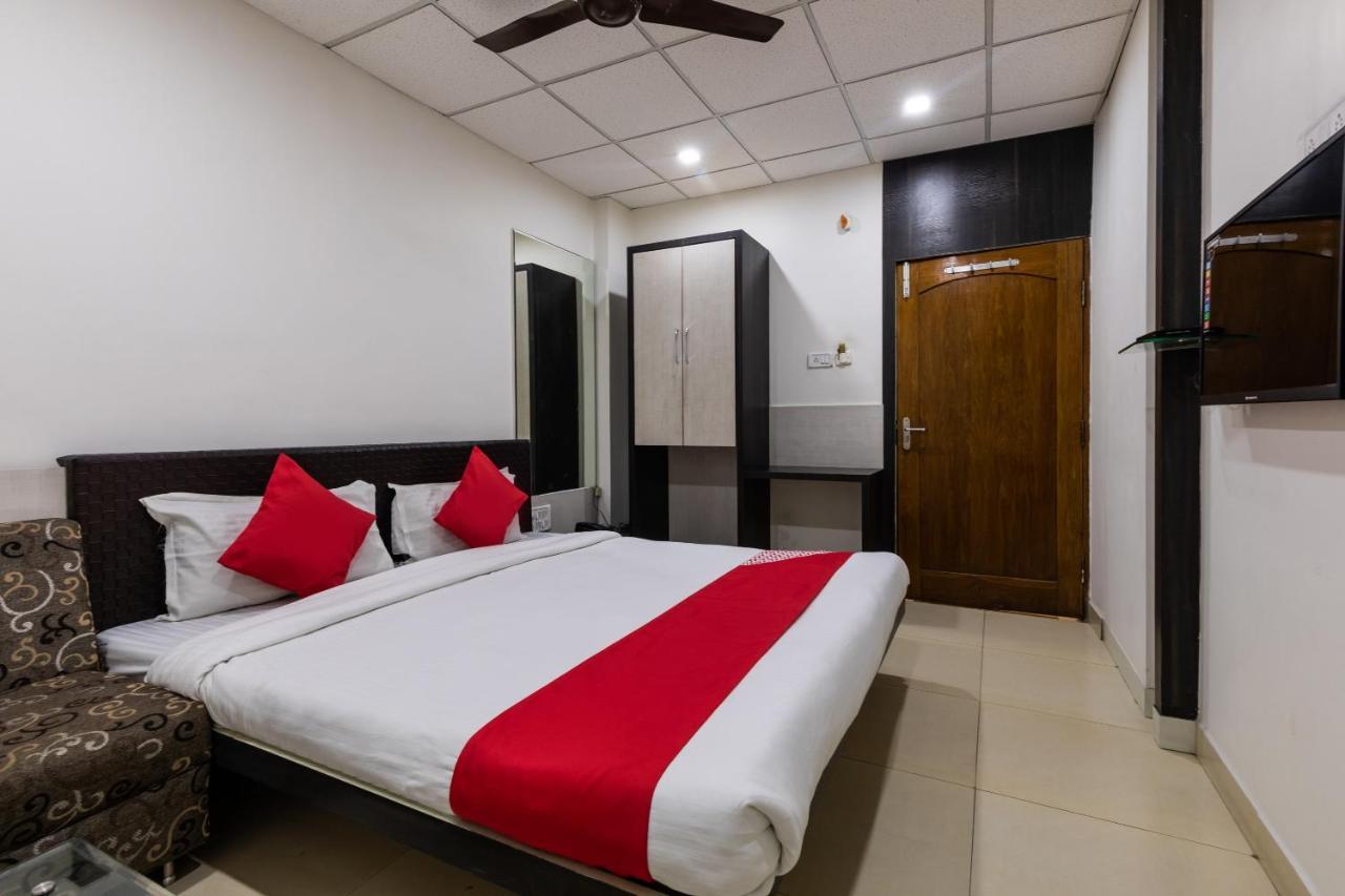 Capital O 47403 Hotel Manjeet Bhopal Ngoại thất bức ảnh