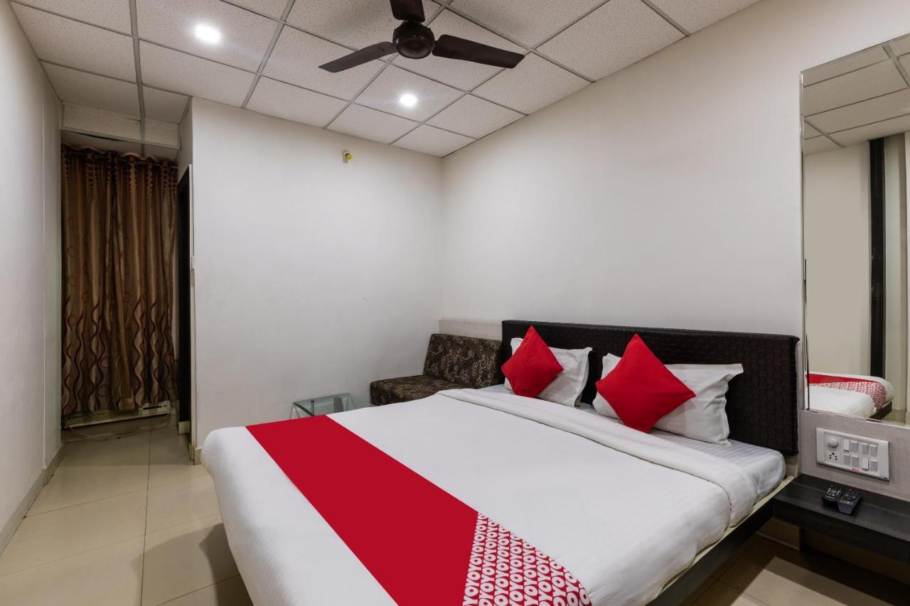 Capital O 47403 Hotel Manjeet Bhopal Ngoại thất bức ảnh