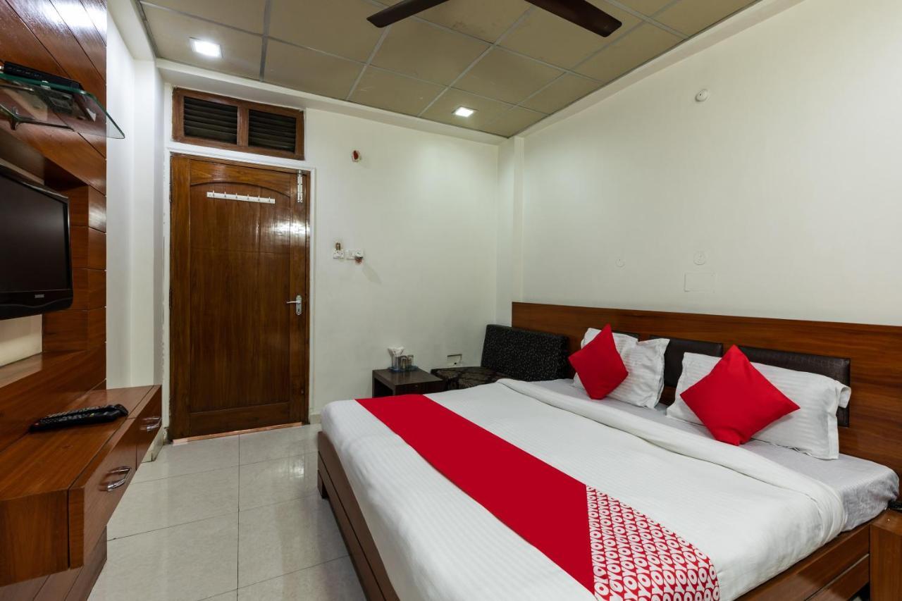 Capital O 47403 Hotel Manjeet Bhopal Ngoại thất bức ảnh